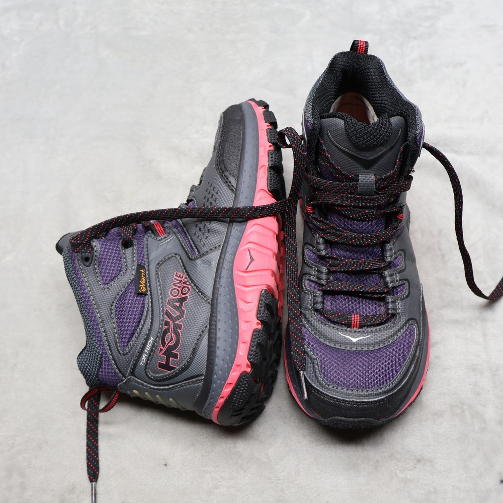 Hoka Womens 7 Hiking Boots Black Tor Tech Mid Waterproof Rugged Outdoor 1012059